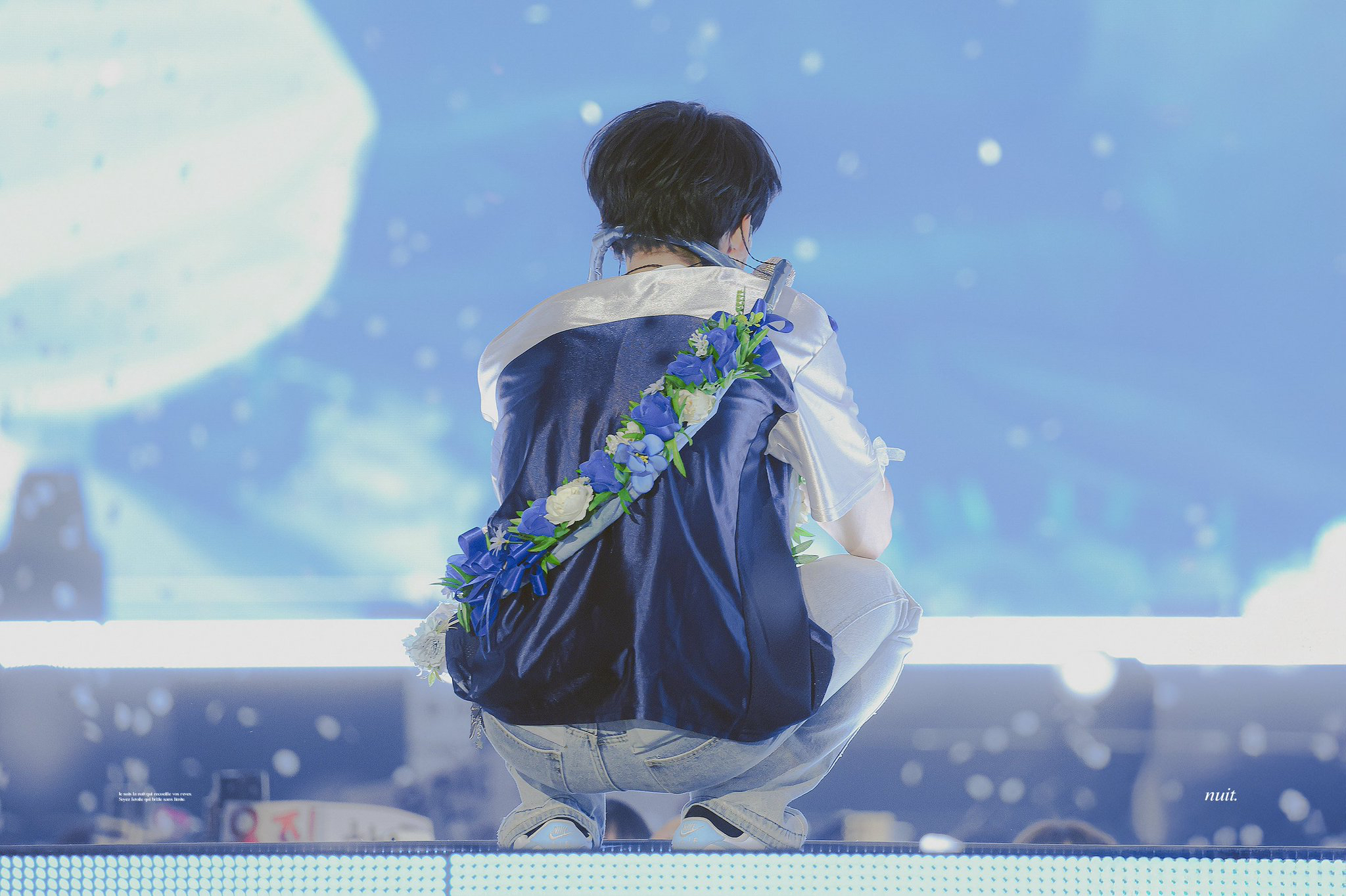 A moment captured by Han Yujin's fan