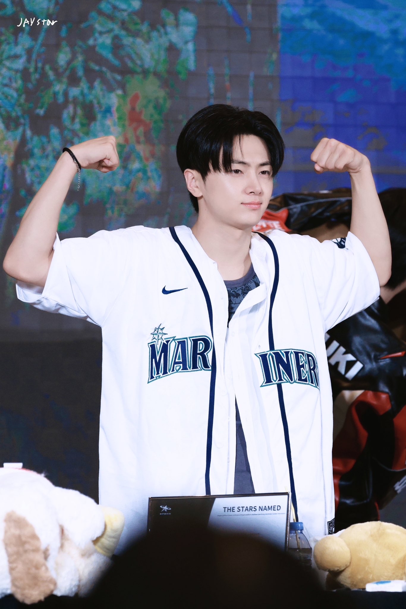 Latest photo of Jay (ENHYPEN)