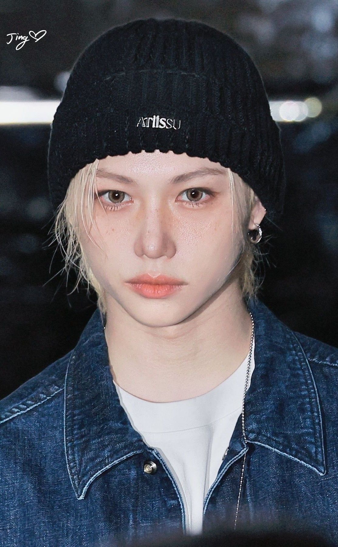 Latest photo of Felix (Stray Kids)