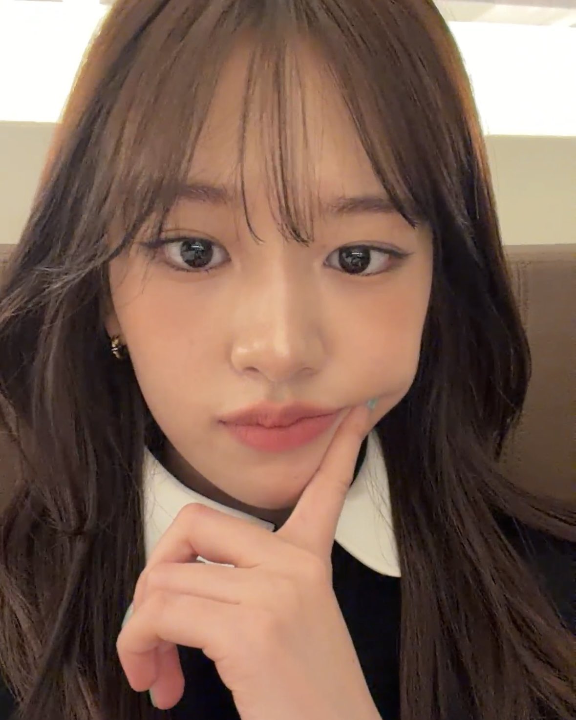 안유진 (IVE)의 비하인드 컷