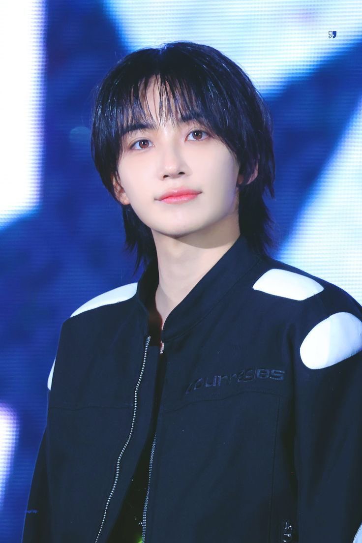 Feed komunitas K-pop terpanas hari ini