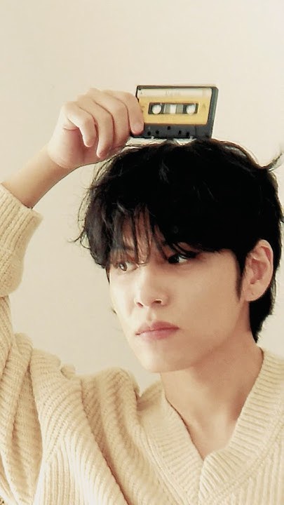 元弼 (DAY6)的最新照片