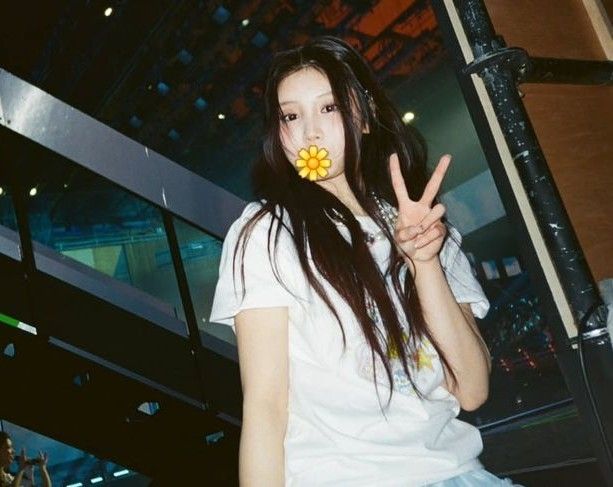 Recent activity shot of Wonhee (ILLIT)