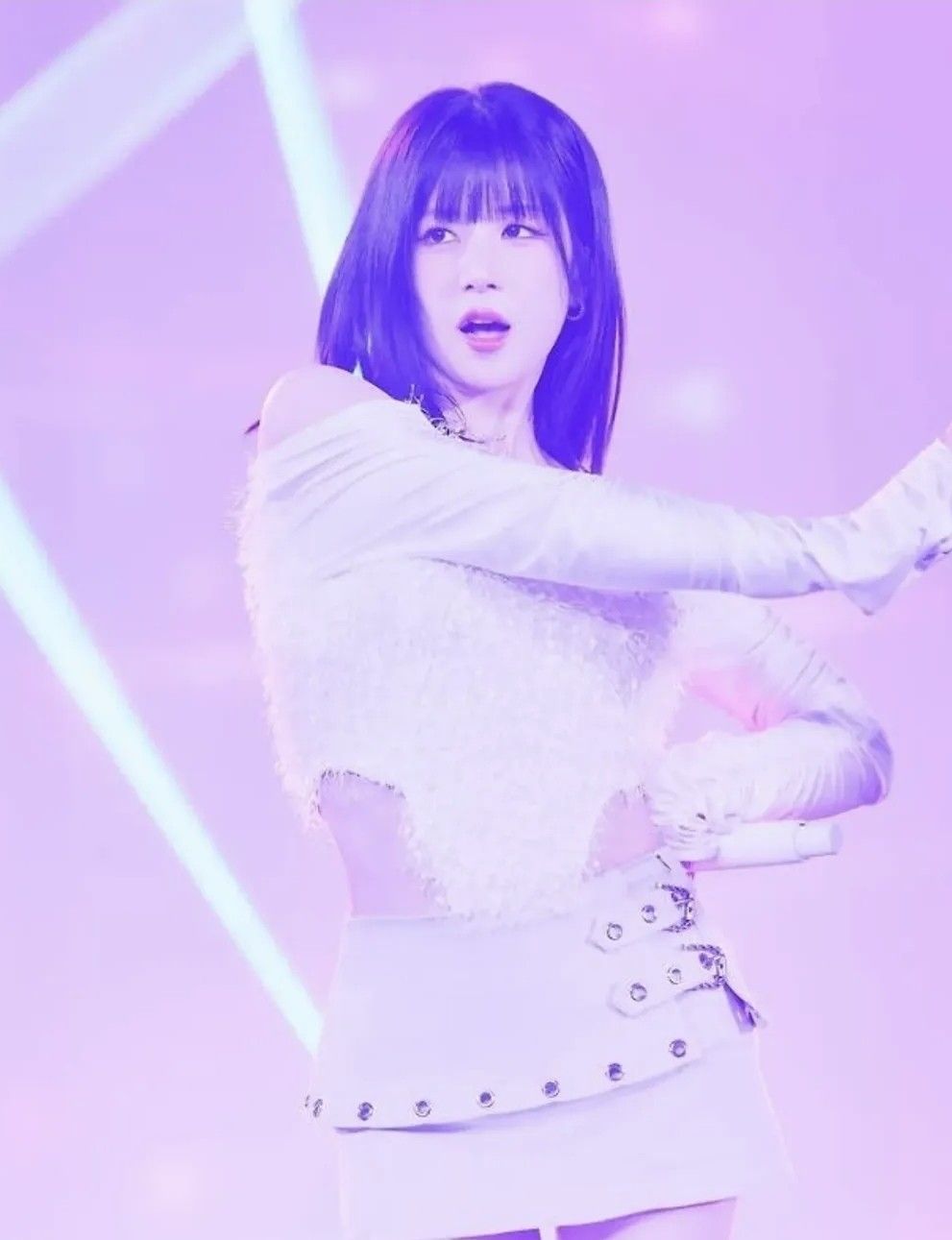 Latest photo of Park Chorong (Apink)