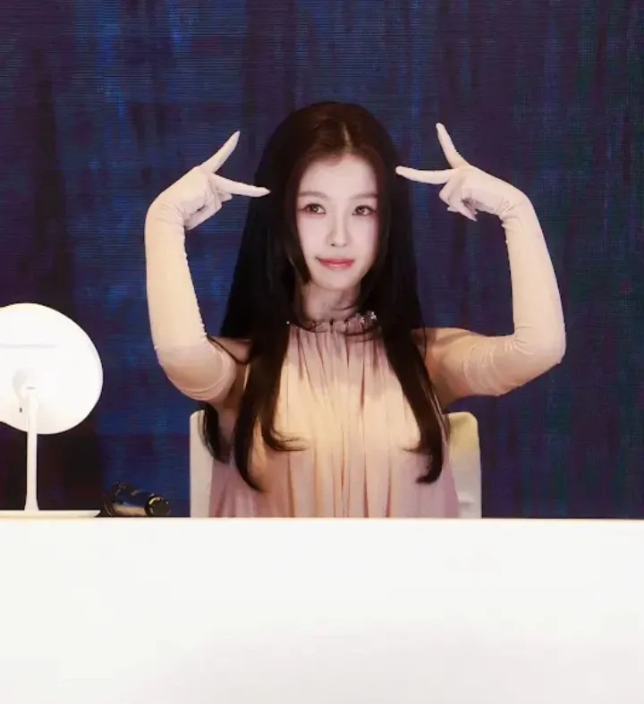 Recent activity shot of Esther Yu