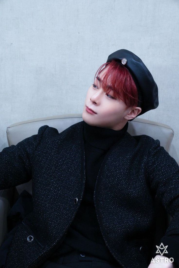 Behind-the-scenes cut of Moonbin (ASTRO)