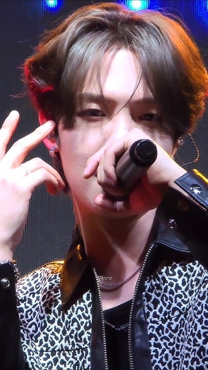 Behind-the-scenes cut of Lim Youngmin