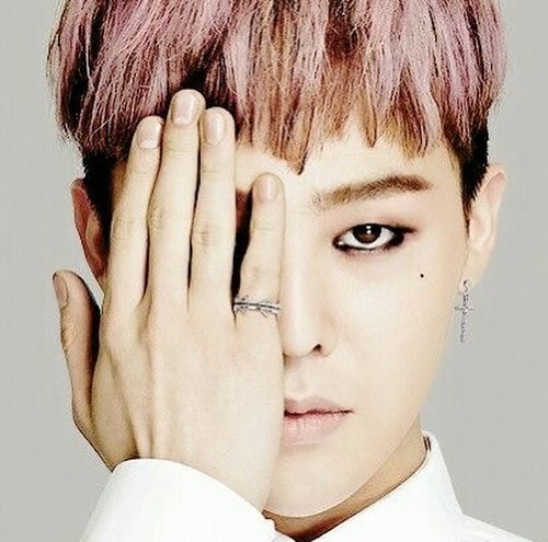 Latest photo of G-DRAGON (BIGBANG)