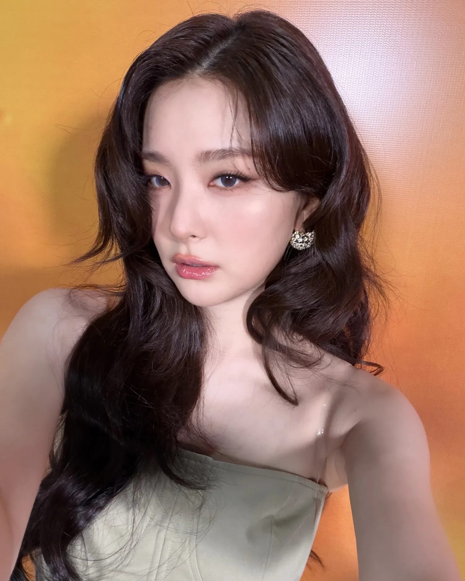 Recent activity shot of Irene (Red Velvet)