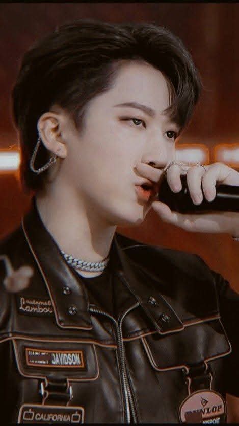 A moment captured by Changbin (Stray Kids)'s fan