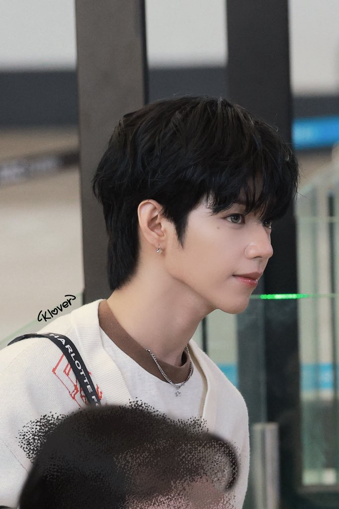 Recent activity shot of JL (AHOF)