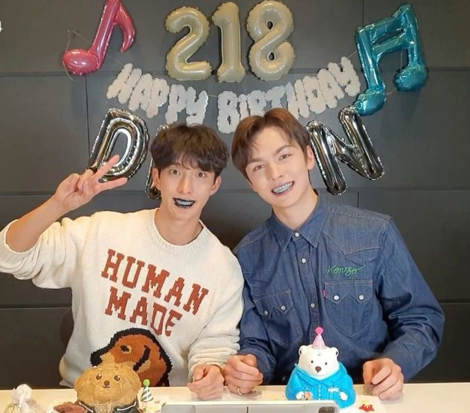 Recent activity shot of Vernon (SEVENTEEN)