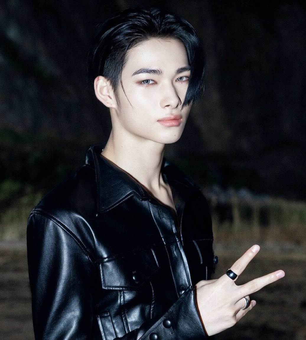 Behind-the-scenes cut of NI-KI (ENHYPEN)