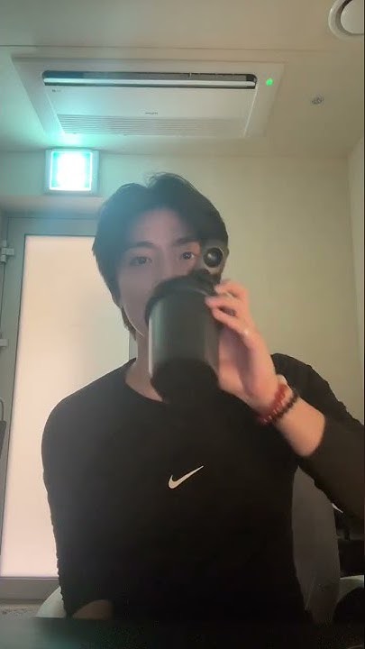A moment captured by Hwiyoung (SF9)'s fan