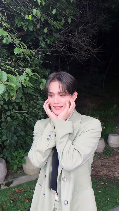 A heartfelt wallpaper shared by B.D.U's fans