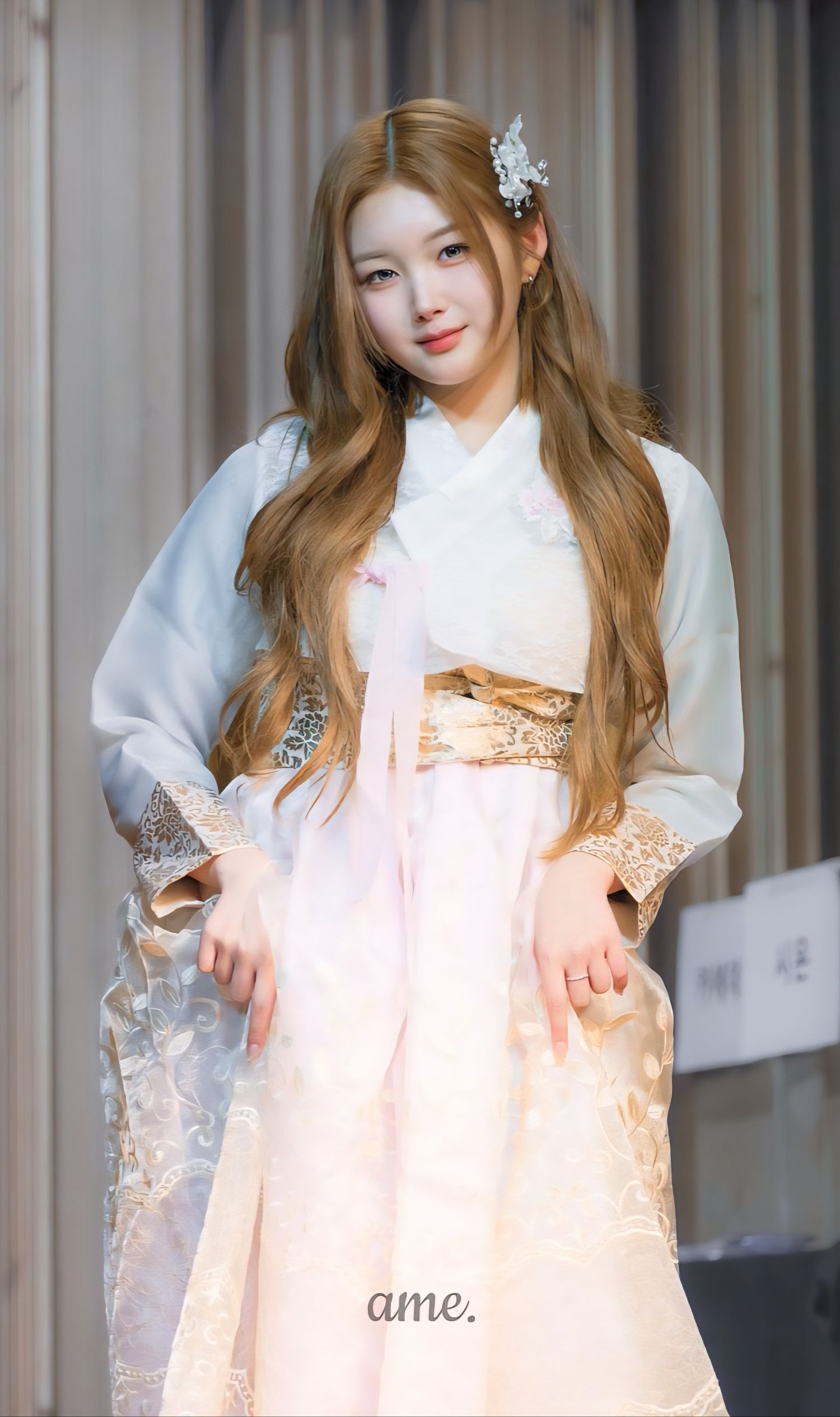 Fan-made special wallpaper for tripleS