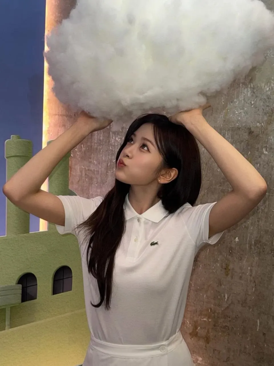 Behind-the-scenes cut of An Yujin (IVE)