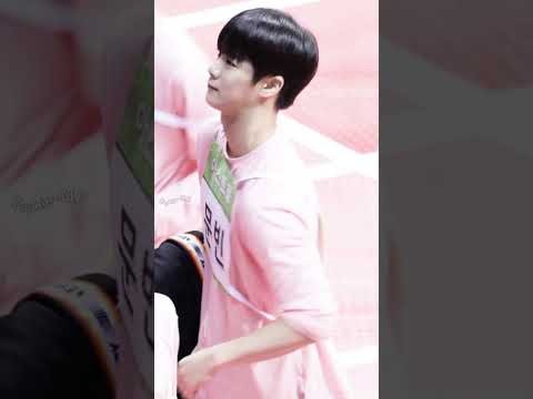 아스트로의 최신 사진