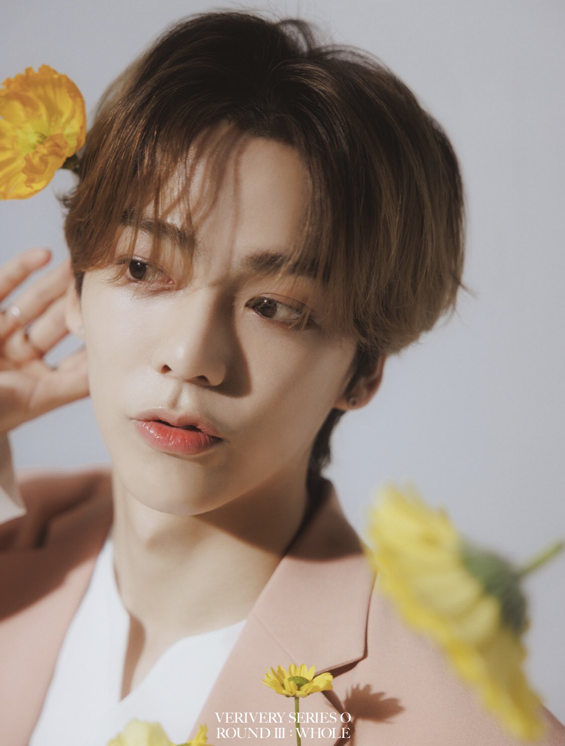 Recent activity shot of Minchan (VERIVERY)