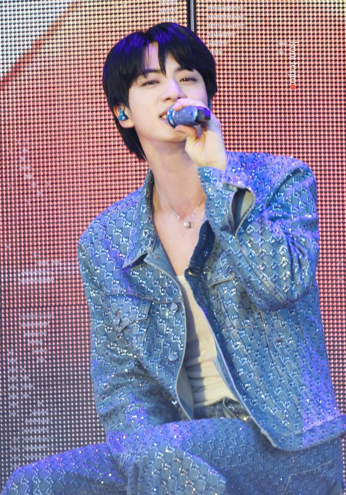 A moment captured by Jin (BTS)'s fan