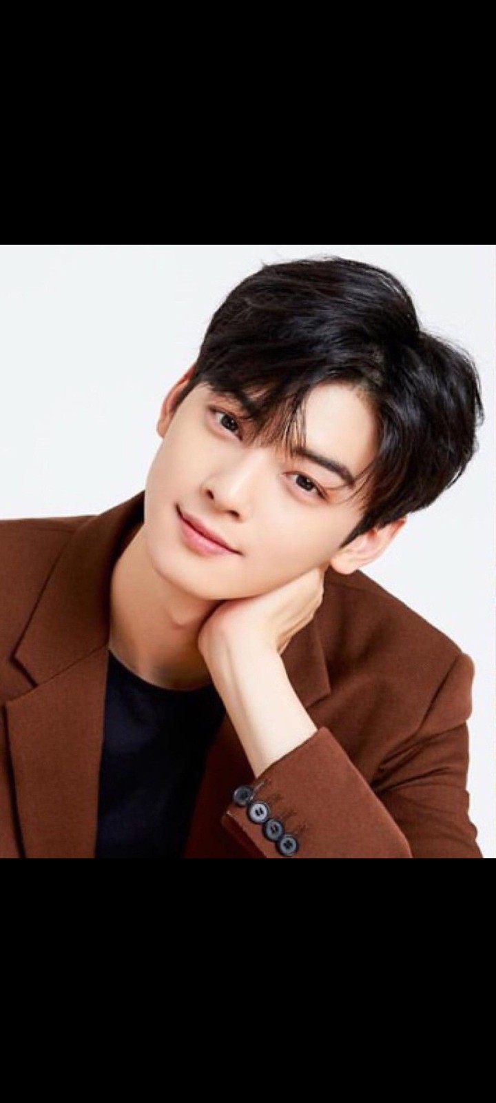 Latest photo of Eunwoo (ASTRO)