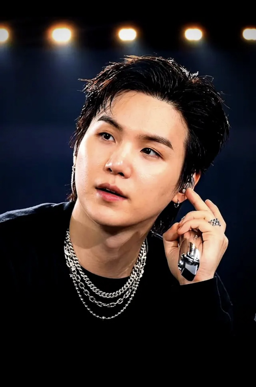 Foto terbaru SUGA (BTS)