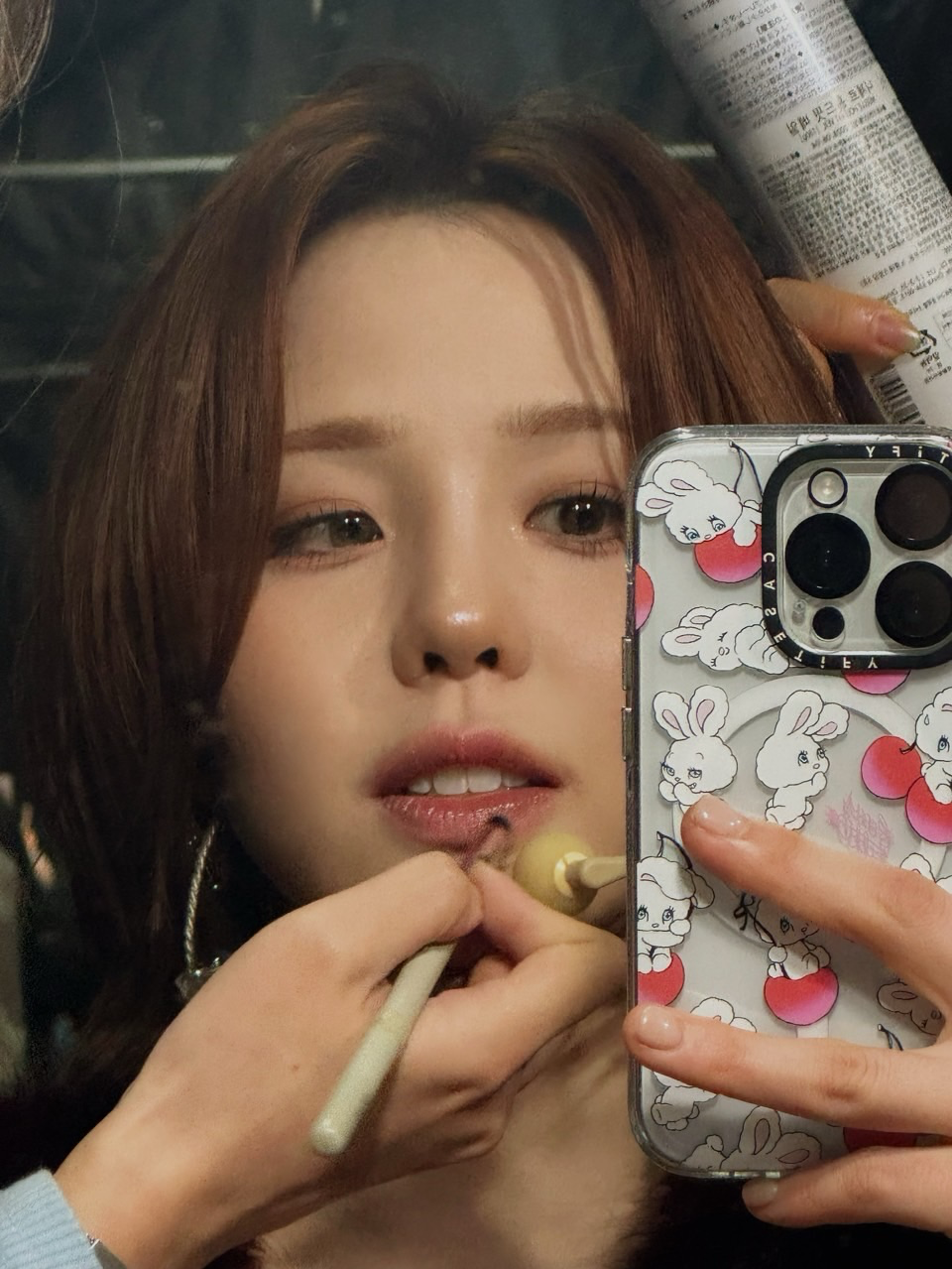 Behind-the-scenes cut of Mako (NiziU)