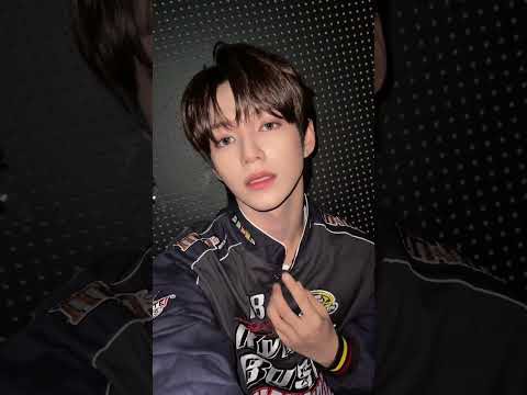 Recent activity shot of JL (AHOF)