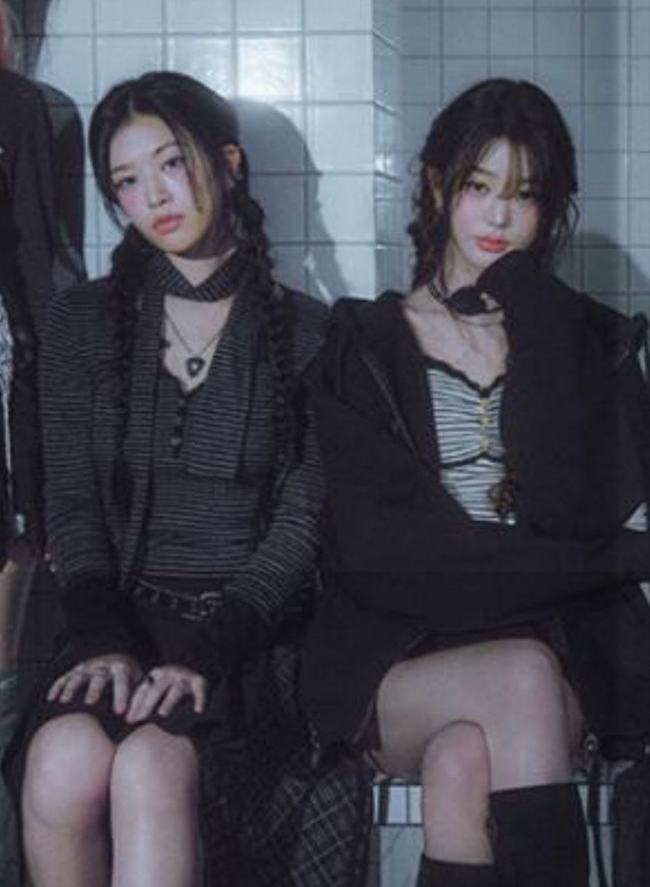 Recent activity shot of Jang Wonyoung (IVE)