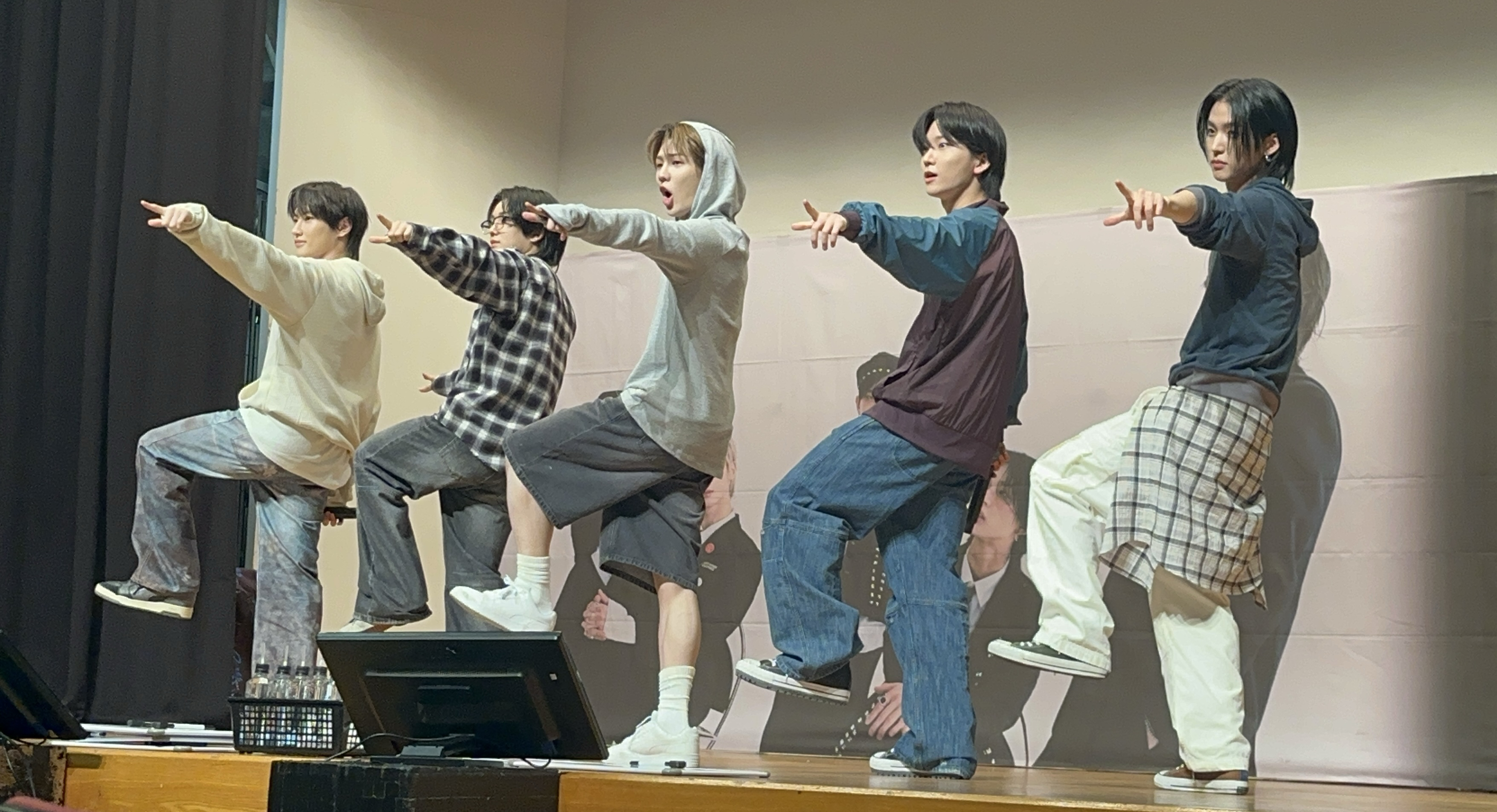 TNXの最新写真