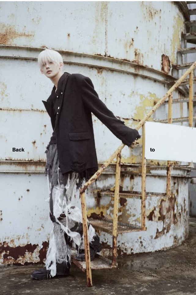 Recent activity shot of Jo (&TEAM)