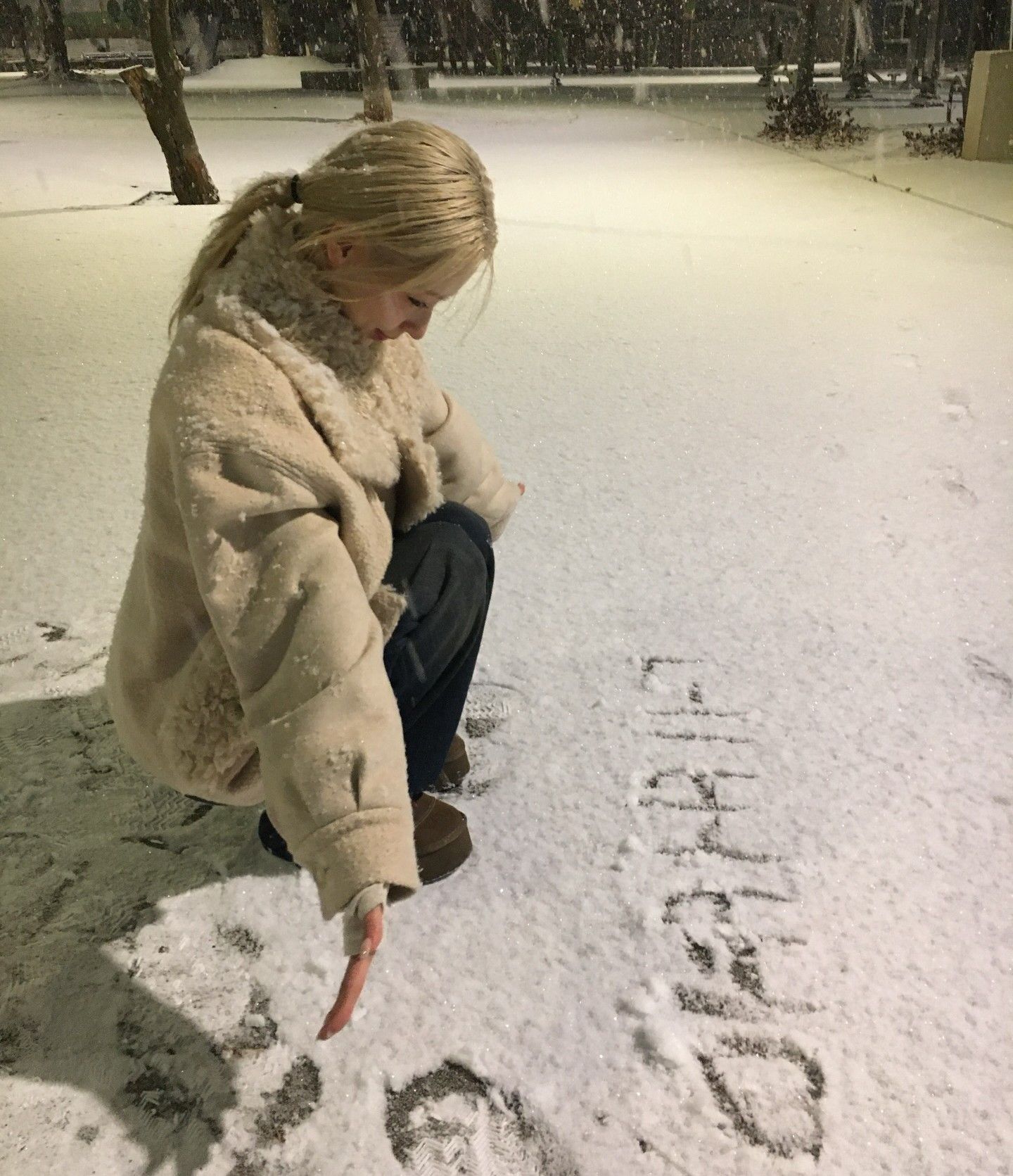 A moment captured by Miyeon (i-dle)'s fan