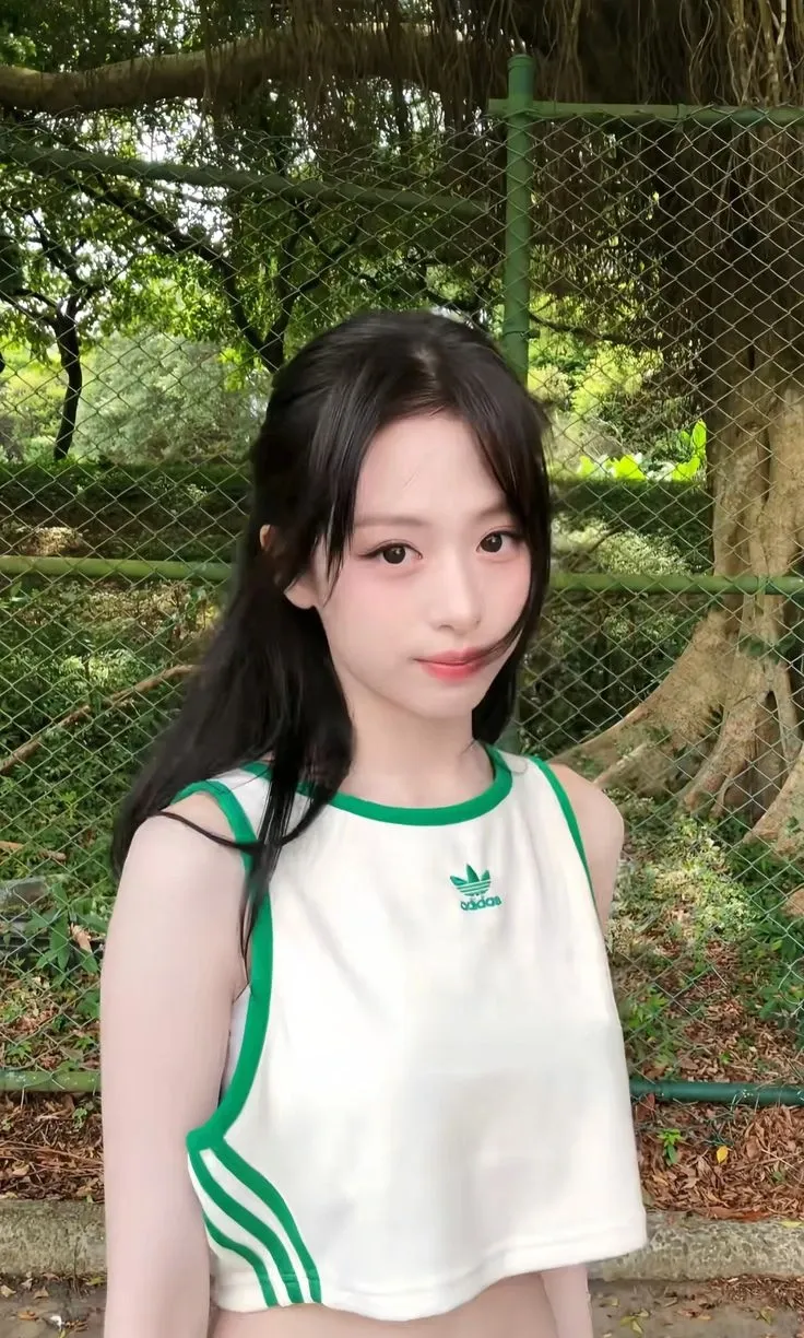 The most beloved wallpaper among Ahyeon (BABYMONSTER)'s fans