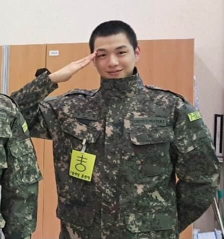강다니엘 최근 활동샷
