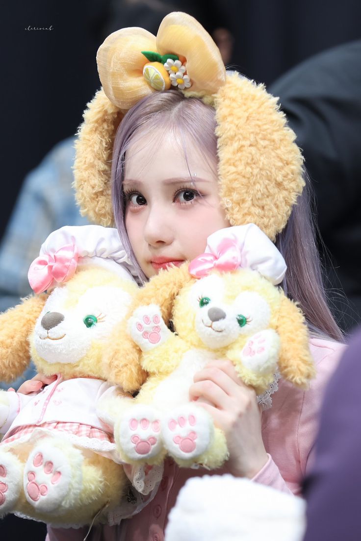 银河 (GFRIEND, VIVIZ)的最新活动照片