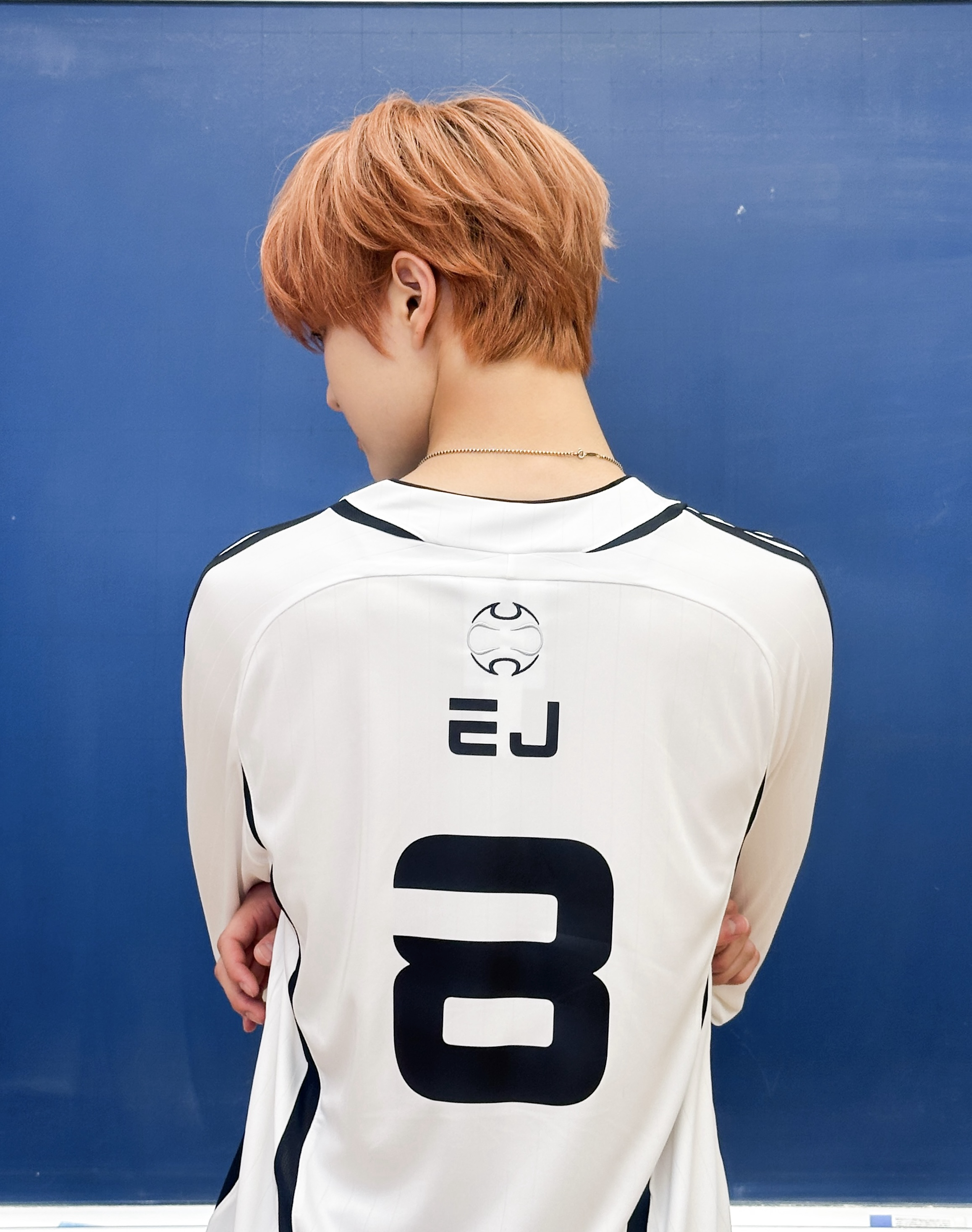 Latest photo of EJ (&TEAM)