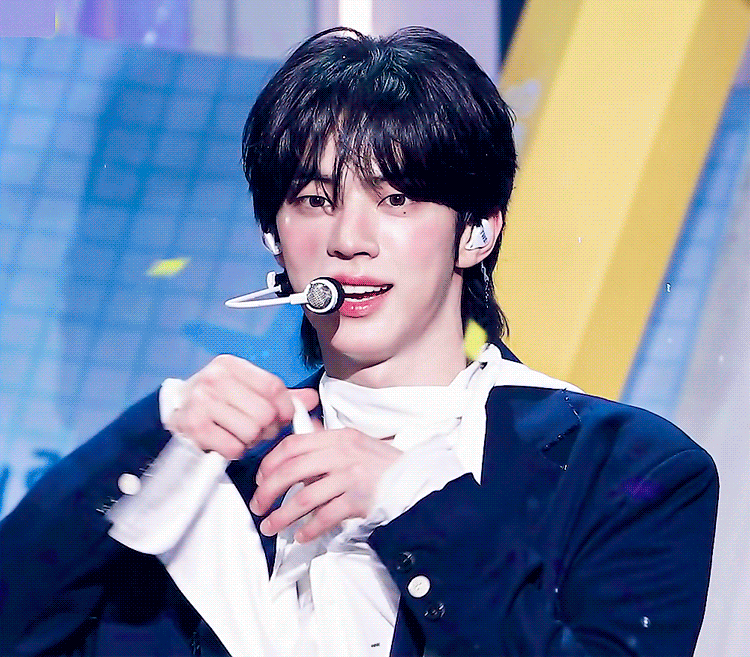 Foto terbaru Dohoon (TWS)