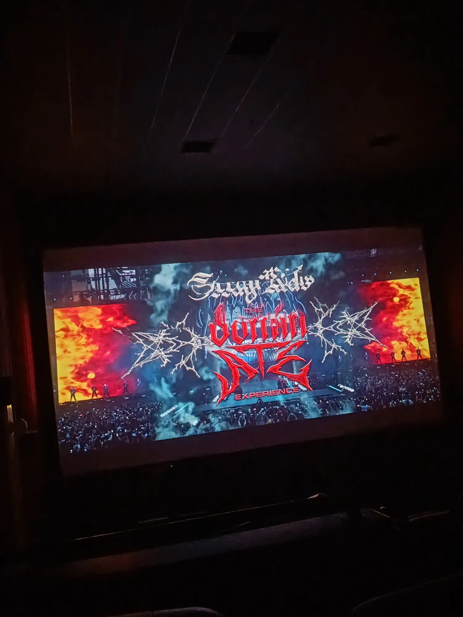 Stray Kids의 비하인드 컷