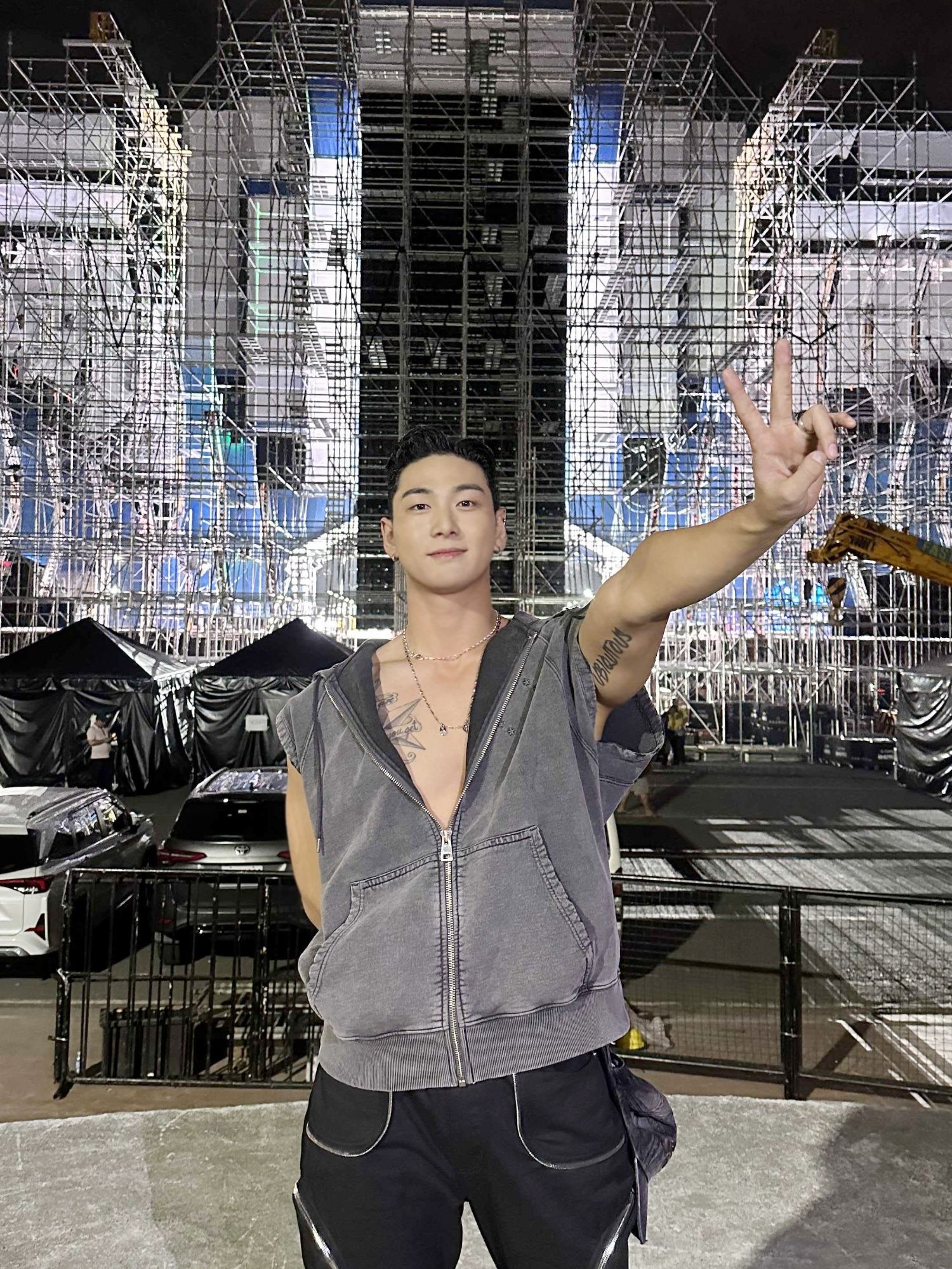 A moment captured by Baekho's fan