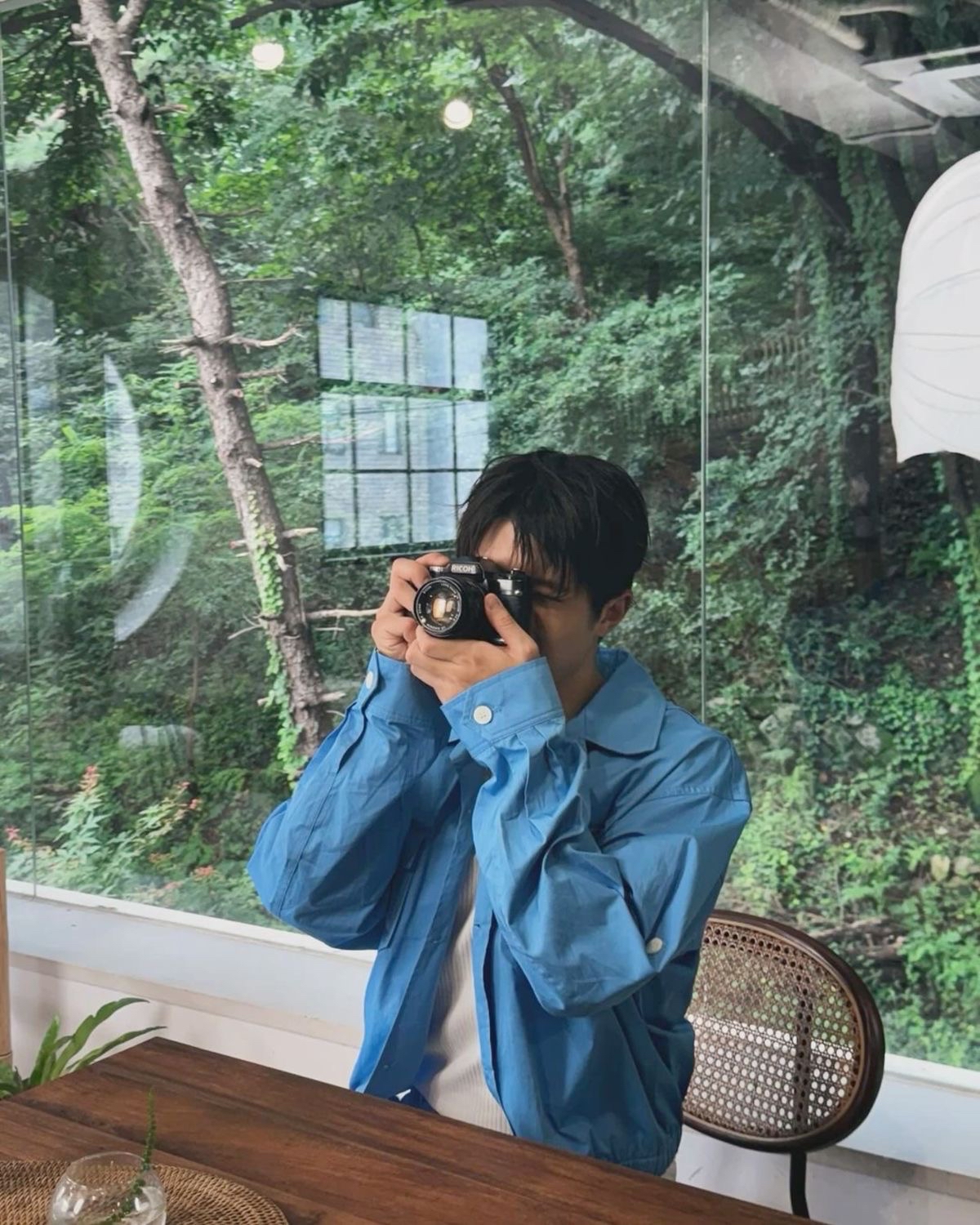 Latest photo of Jinjin (ASTRO)