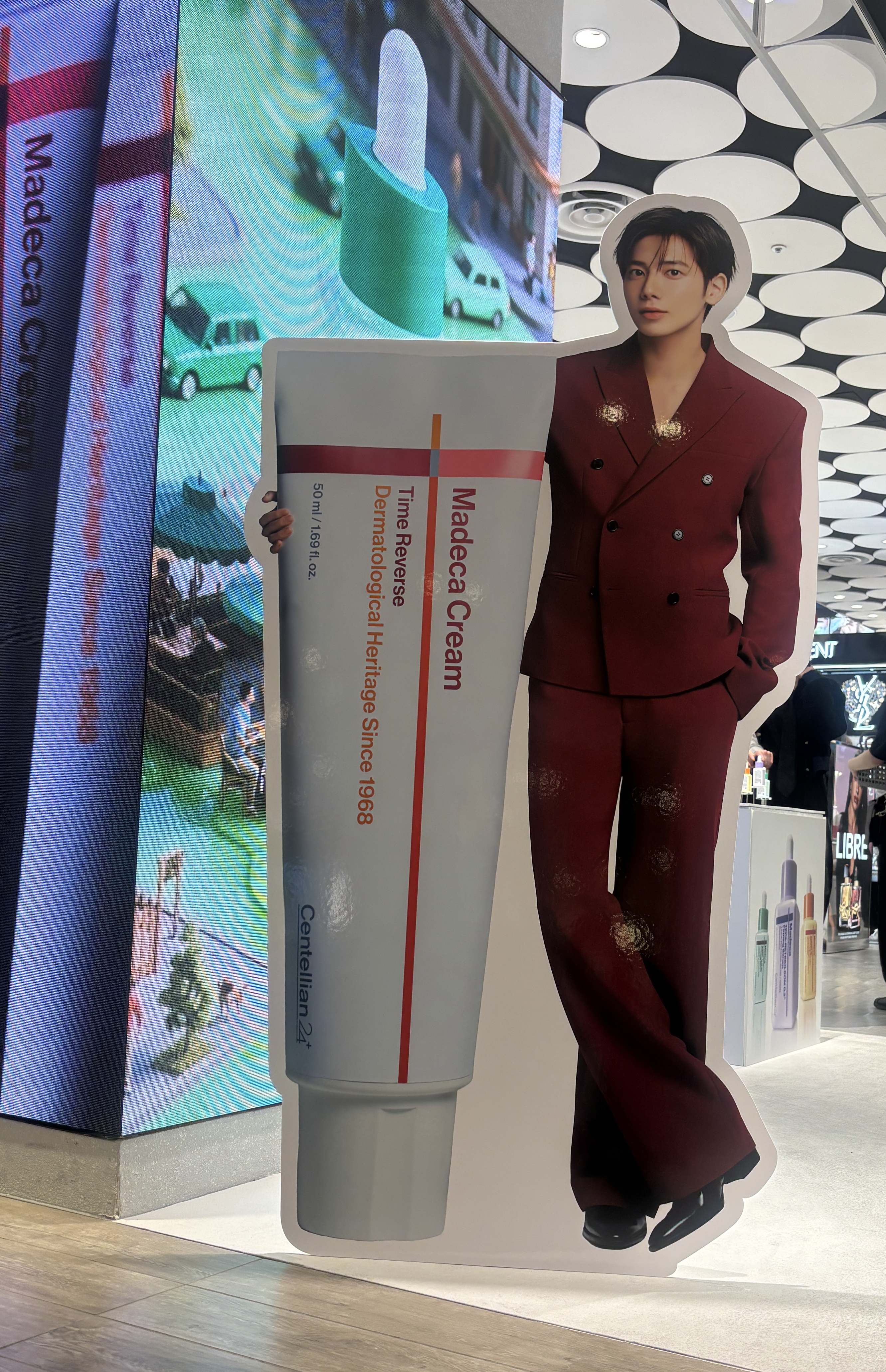 태현 (투모로우바이투게더)의 비하인드 컷