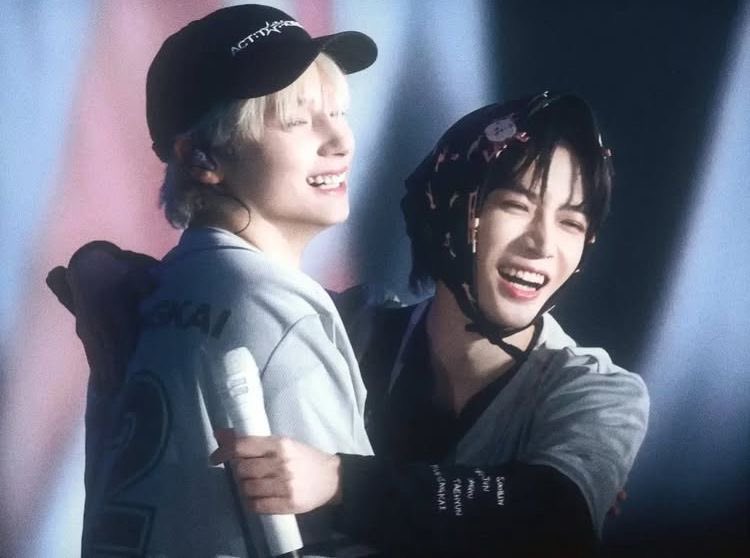 휴닝카이 (투모로우바이투게더)의 비하인드 컷