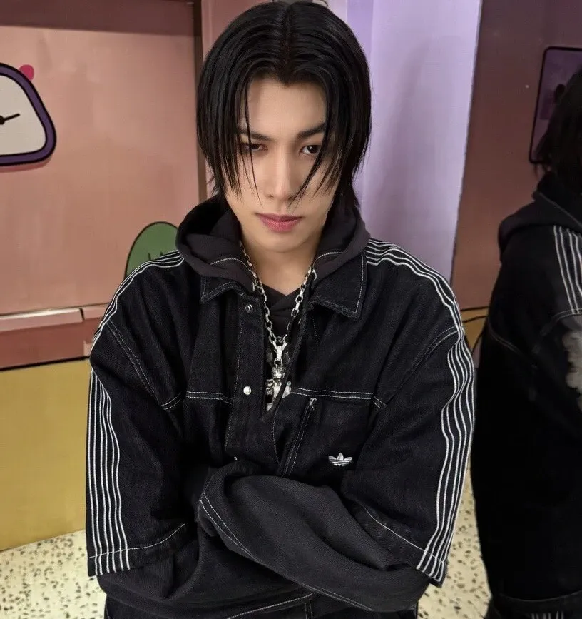 Recent activity shot of Louis (LNGSHOT)