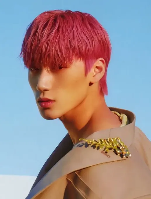 崔傘 (ATEEZ)的最新照片