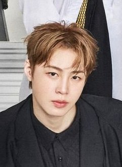 Recent activity shot of Ha Sungwoon