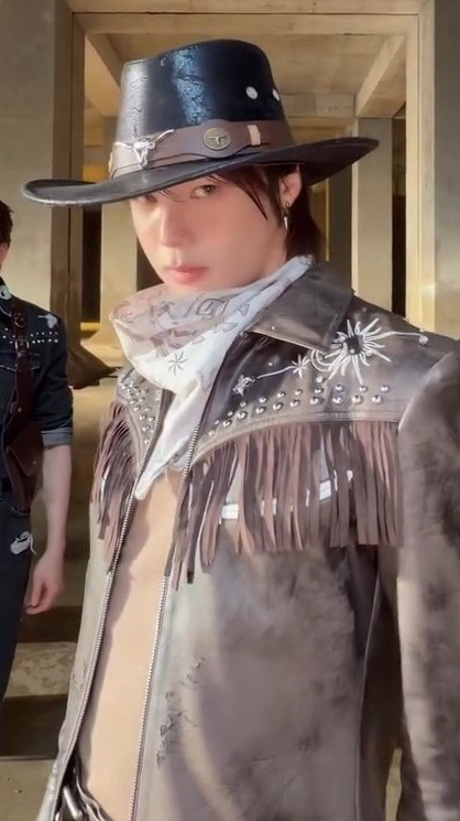 Today's most popular wallpaper in the K (&TEAM) community