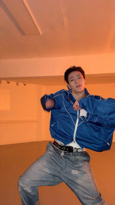 Latest photo of Kim Junmin (WHIB)