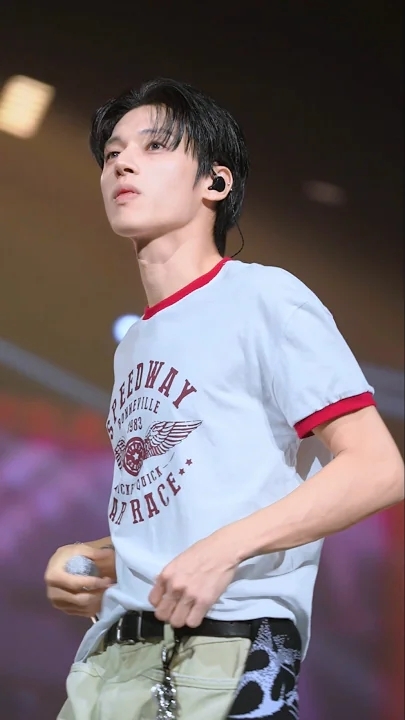 에이티즈의 비하인드 컷