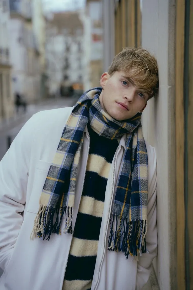 Latest photo of Gabi (SANTOS BRAVOS)