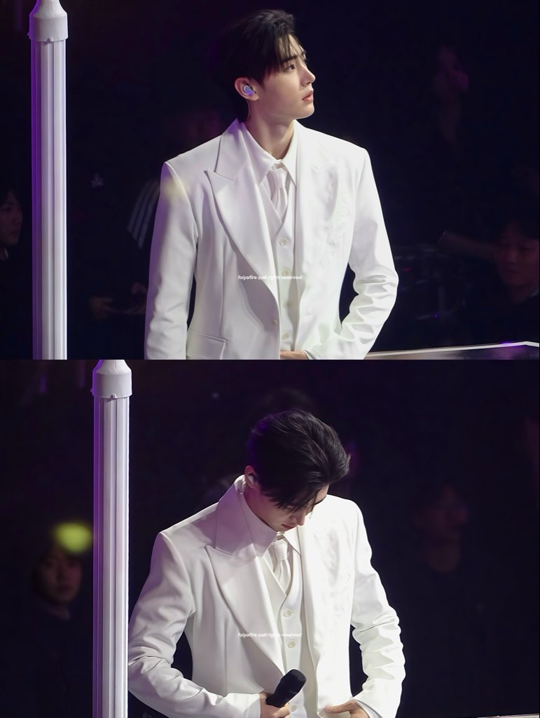 Foto aktivitas terbaru Sunghoon (ENHYPEN)